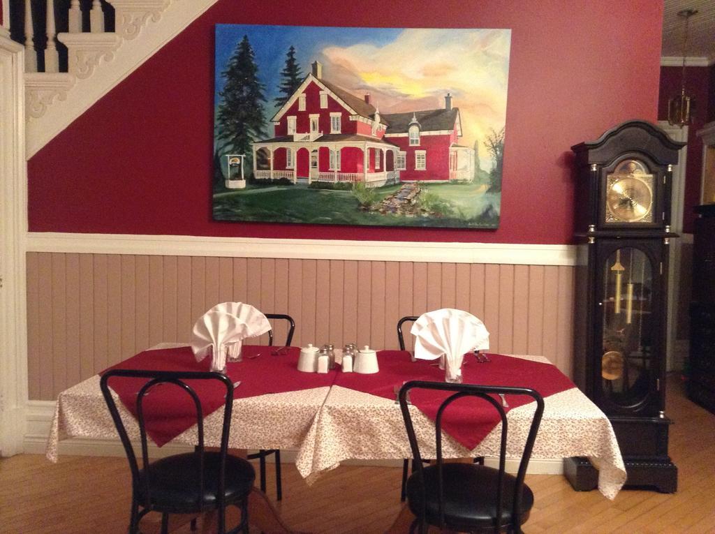 Gil Ann Bed & Breakfast Saint-André-Avellin Dış mekan fotoğraf