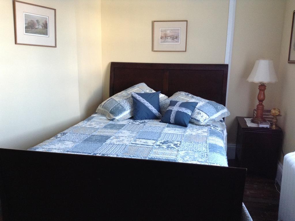 Gil Ann Bed & Breakfast Saint-André-Avellin Oda fotoğraf