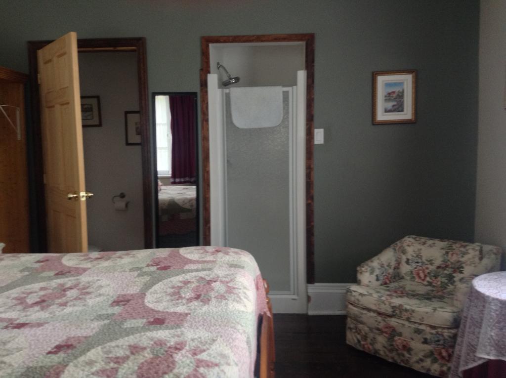 Gil Ann Bed & Breakfast Saint-André-Avellin Dış mekan fotoğraf